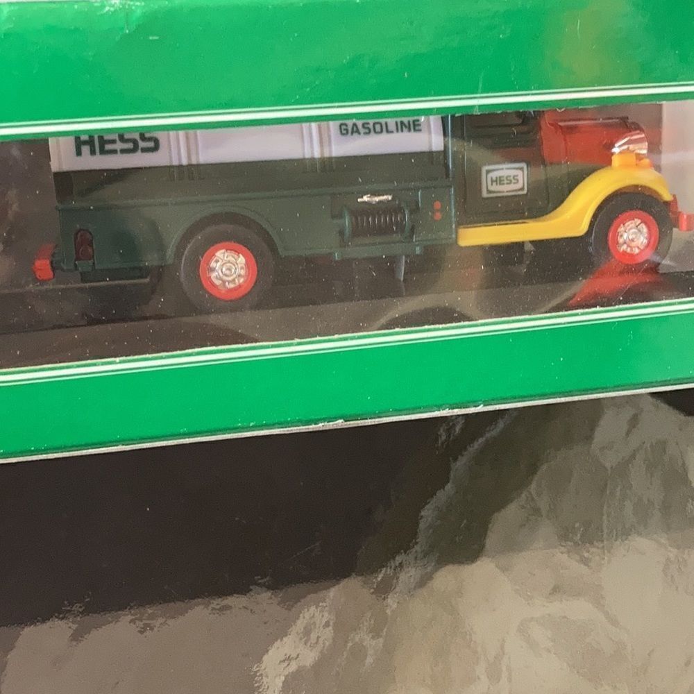 2000 Miniature Hess First Truck New Vintage NIB - Picture 5 of 7